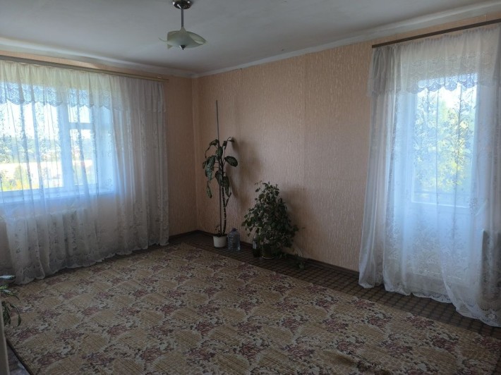Продам трёхкомнатную на Ревовке 16900 - фото 1