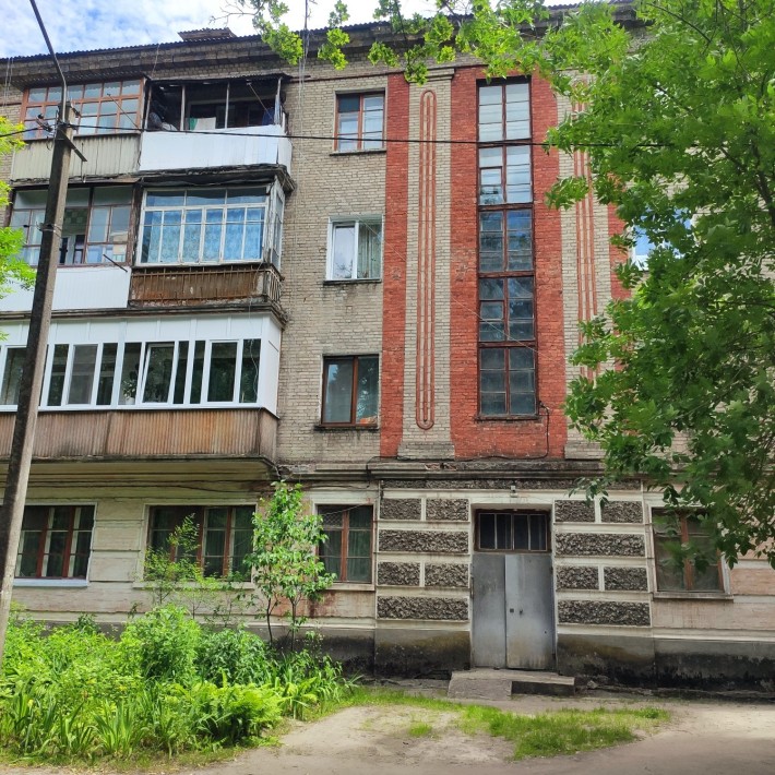 Продається 3-х кімнатна квартира 72м2, 2 поверх, під ремонт. - фото 1