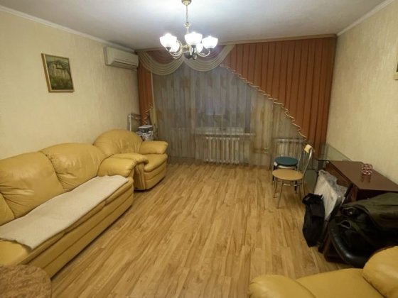 Продается 3 комн. Г. Славянск. Можно по сертификату. 