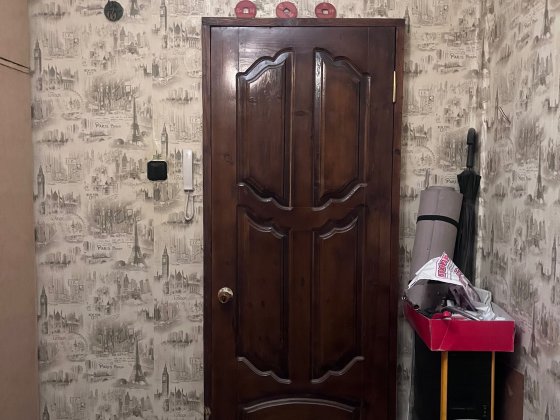 АН Нечаєва Продам 2 кімнатну квартиру, 2/5. Павлоград