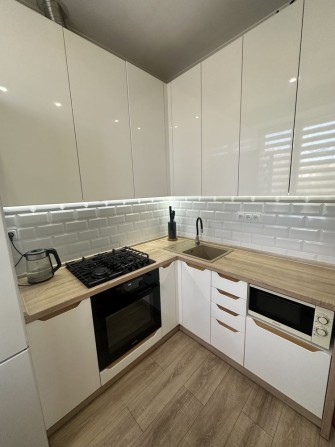 Продажа квартиры в центре - фото 1