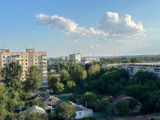 Продам 3-х кімнатну квартиру у центрі міста . Тільки продаж . Павлоград