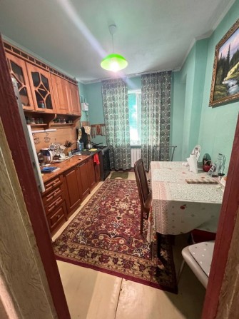 АН продаж трикімнатна квартира вул.Західнодонбаська - фото 1