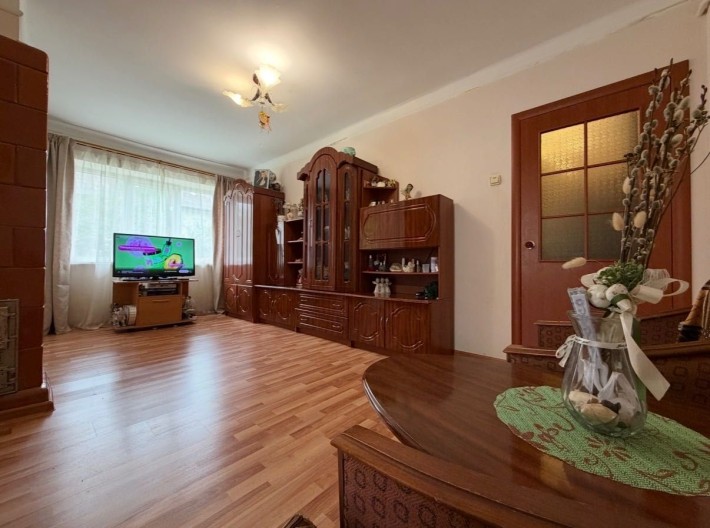 Продаж 3-кімнатної квартири у Мікрорайоні. Вул. Івасюка - фото 1