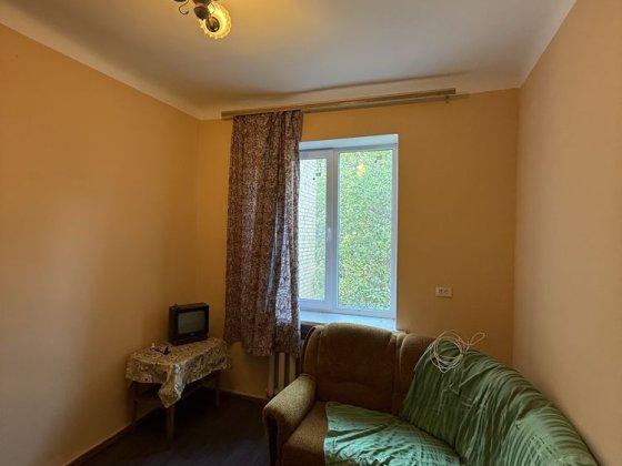 Продается 1 комнатная квартира. Жд. Славянск. Славянск