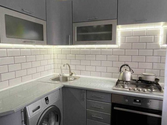 Продается 2-х комнатная квартира с хорошим ремонтом в р-н ЦНИЛ. 