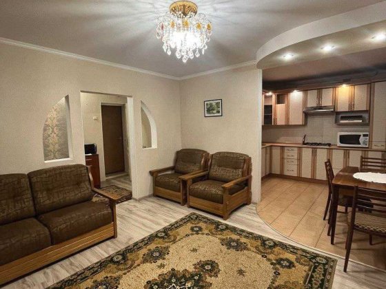 продаж двокімнатної квартири по вул. Тиристів Умань