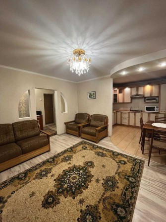 продаж двокімнатної квартири по вул. Тиристів - фото 1