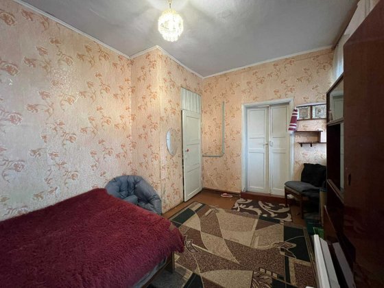 (5)  Продам 1к квартиру в м. Хмільник 6470 Хмільник