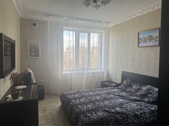 Квартира з окремим входом. Хмільник