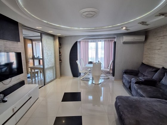 Продаж 4-х кімнатної квартири центральна частина міста Умань