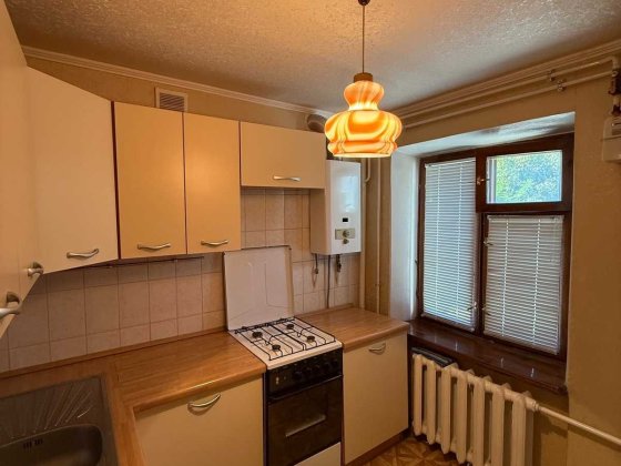 Продается 1 комнатная квартира. Центр. Славянск. Славянск