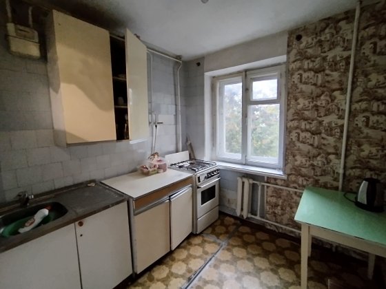 2х кімнатна квартира 44м². 3 поверх. початок вул. Туристів(Пушкіна) Умань