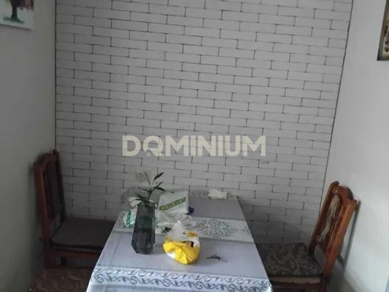 Продається 1 кімнатна  квартира  в м.Хуст Хуст