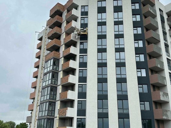 Продаж 2к квартири по чудовій ціні на Виставка  69м.кв RUBI 39650 Хмельницький