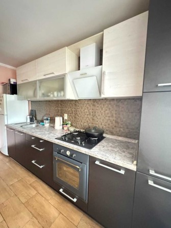 Продаж 3к для сім’ї | Ракове, вул. Пілотська, 64 м², євроремонт - фото 1