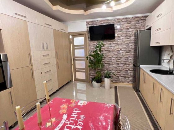 Продаж 4к Кваотира Хмельницкий