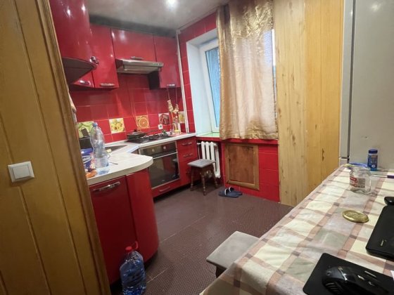 Однокімнатна квартира район 8-9 школи. Шептицкий