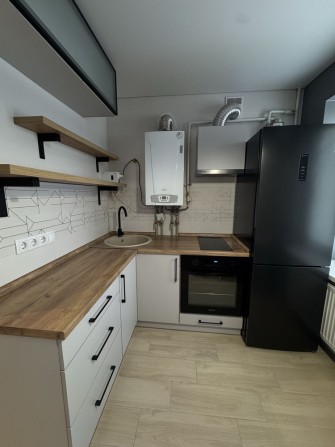 Продаж 2 кімнатної квартири в центрі міста - фото 1