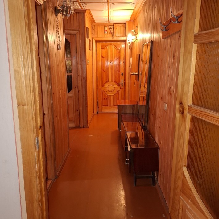 Продам 3-кімнатну квартиру - фото 1