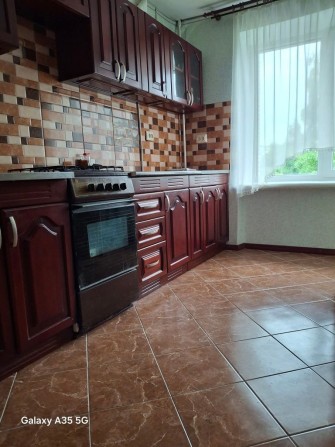 Продаж 3 кім середній поверх - фото 1