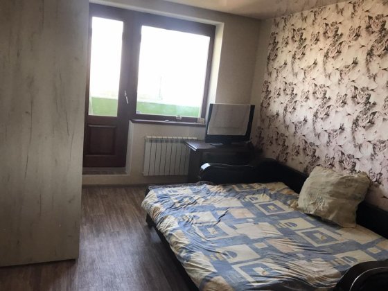 Продам 3-кімнатну квартиру в Чугуєві Чугуев