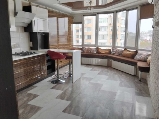 Терміновий продаж , ціна -вогонь!Класна квартира без аналогів ід 38419 Хмельницький