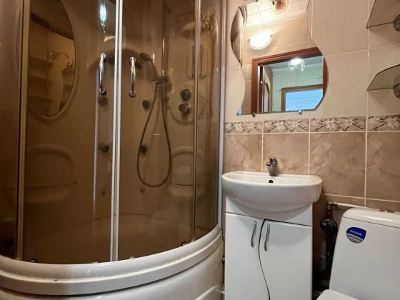 Супер квартира, низ ринку - Виставка, середній поверх, Хороша ціна Хмельницький