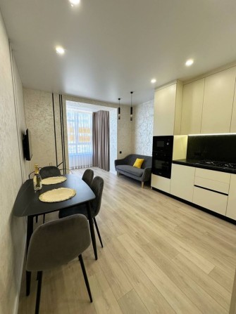 Продаж 1к квартира, Озерна - фото 1