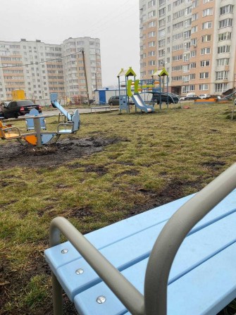 1-кімнатна квартира у зданому будинку — Виставка, вул. Будівельників. - фото 1