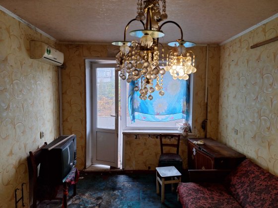 1кім. 4 поверх центр міста Нікополь