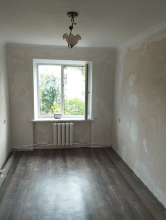 Продам трёхкомнатную квартиру по ул.Дружбы - фото 1