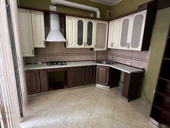 НАЙДЕШЕВША 2к квартира з хорошим ремонтом Гречани 68м2 кухня 19.2 Хмельницкий