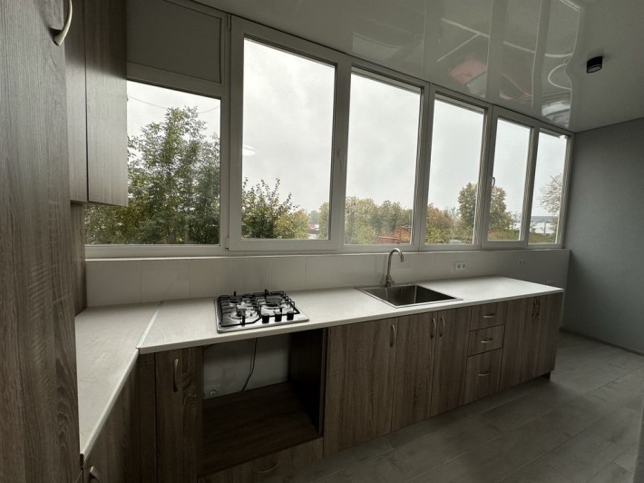 Продаж 2 к квартири в Кемпінг Сіті - фото 1