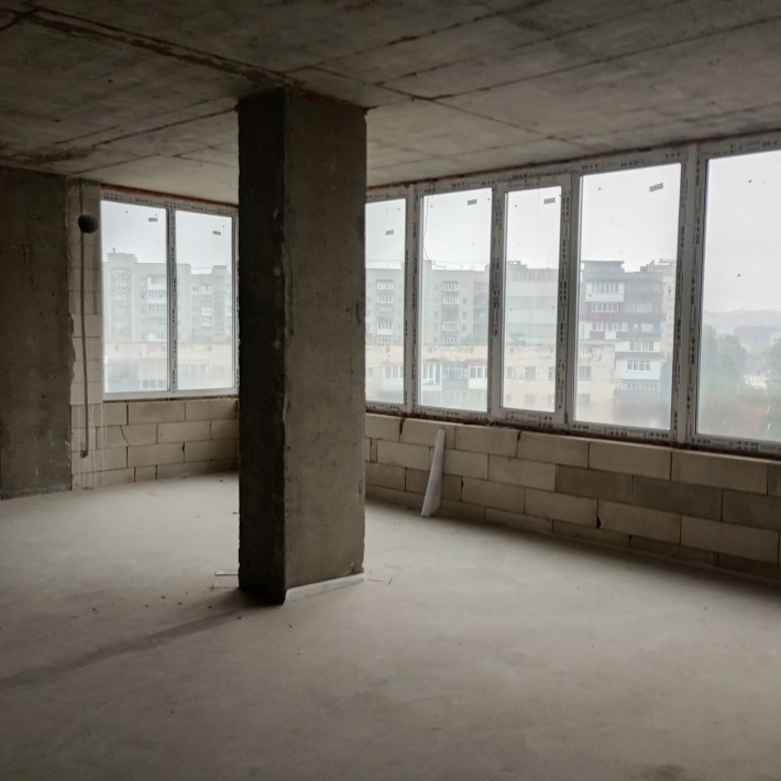 Видова 2 х кімнатна квартира в престижному районі - фото 1