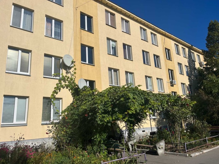 Продаж трьохкімнатної квартири  вул. Процишина, б.5 - фото 1