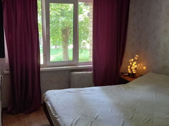 Продається 3 кімнатна квартира в центрі міста Ладижин