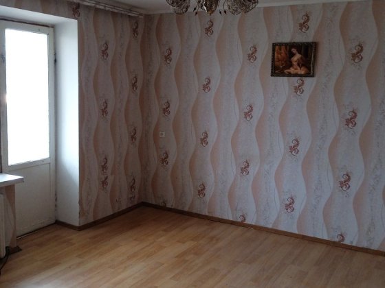 Продається недорого 4х кімнатна квартира Бершадь