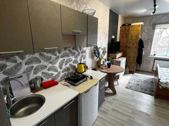 1К, ДОСТУПНЕ житло, євроремонт, все залишається, поруч центру Хмельницкий