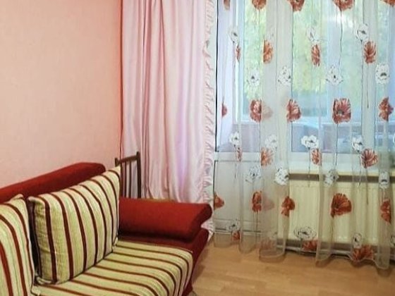 Продам 4 кімн кв в м Липовець. Липовець