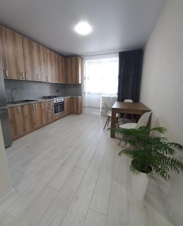 Продається однокімнатна квартира на Виставці - фото 1