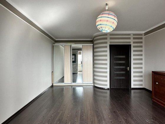 Продаж 2 кім. квартири в Хмельницькому Хмельницький