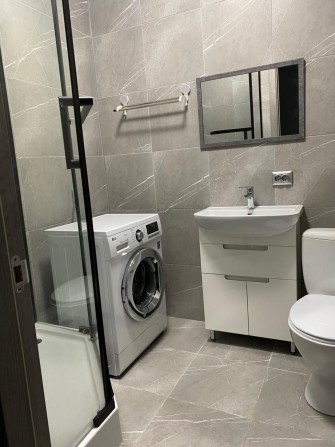 Здана 1к НОВОБУДОВА! Виставка! Меблі залишаються! - фото 1