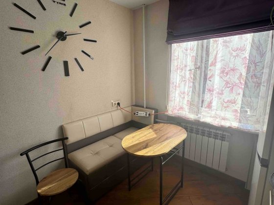 Пропонуємо хорошу 2кімнатну квартиру в самому центрі міста Хмельницький