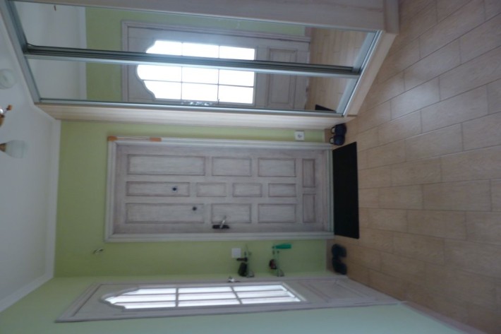 Продам 3х комнатную квартиру - фото 1