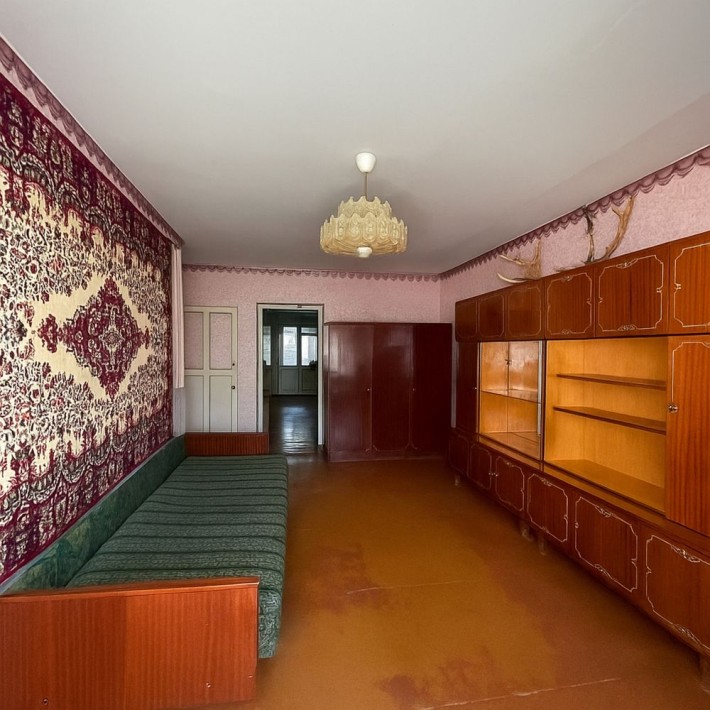 Продам 3-х кімнатну квартиру, вул. Молодіжна - фото 1