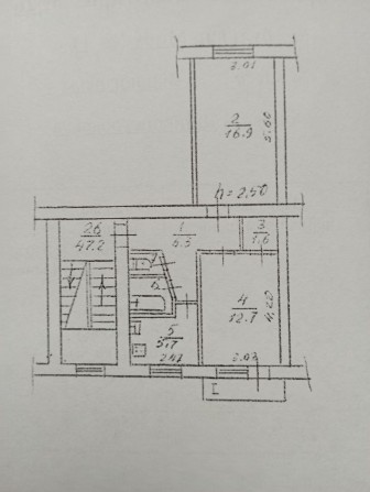 Продам 2-хкімнатну квартиру в центрі! - фото 1