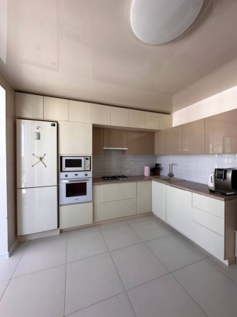 Продам 3к квартиру ЖК Днепровская Брама - фото 1