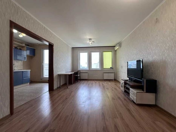 Продам ЖК Олимпик 2 3-х комнатную квартиру ПГТ Слобожанское - фото 1