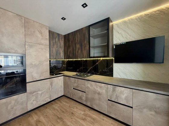 Продам новенькую 2к квартиру ЖК Дніпровська Брама 2 Слобожанське